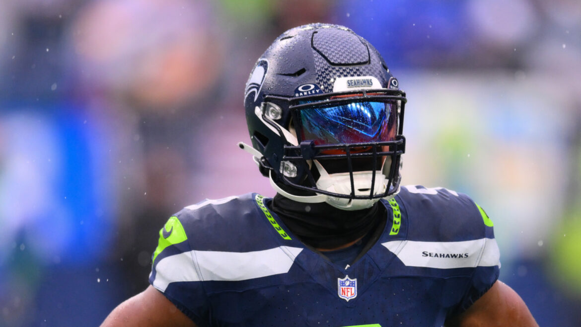 Seahawks’ প্লে অফ পুশ সর্বশেষ কেনেথ ওয়াকার সংবাদের সাথে একটি হিট নেয়