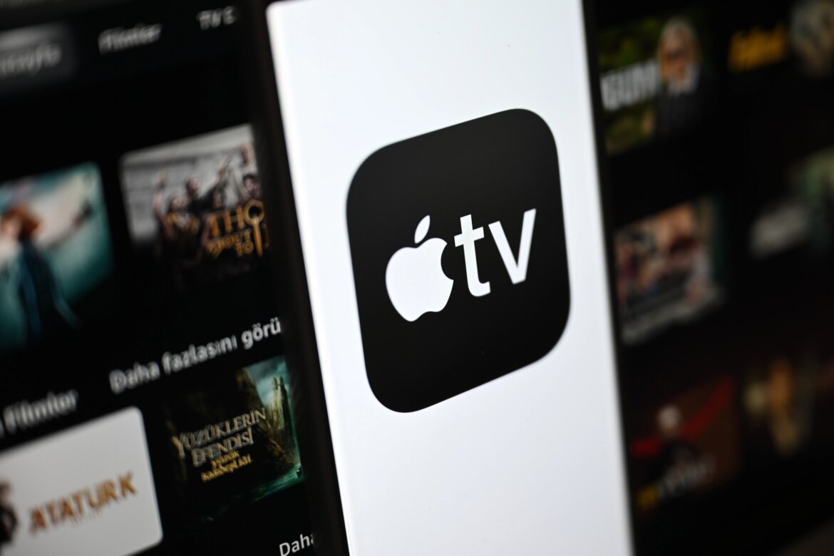 কেন Apple TV+ একটি বিনামূল্যের বিঞ্জ-ওয়াচিং উইকএন্ড উপহার দেবে